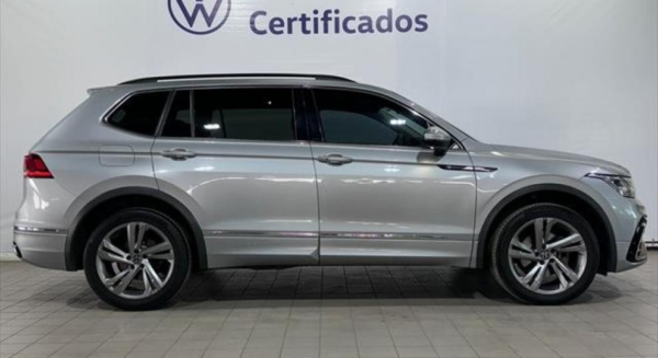 Volkswagen Tiguan 2022 - Image 3