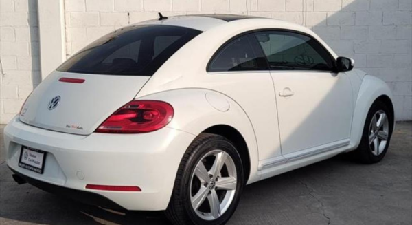 Volkswagen Beetle 2015 - Image 5