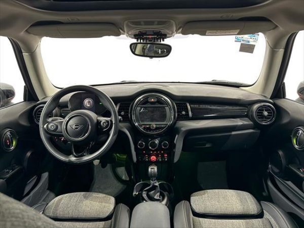 Mini Cooper 2021 - Image 7