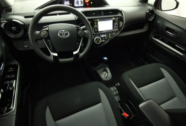 Toyota Prius C 1.5l Ch 2019 - Image 8