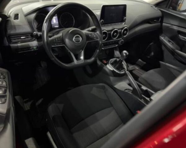 Nissan Sentra 2022 - Image 10