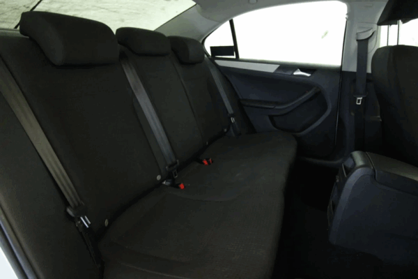 Volkswagen Jetta 2.5 Trendline Mt 2016 - Image 6