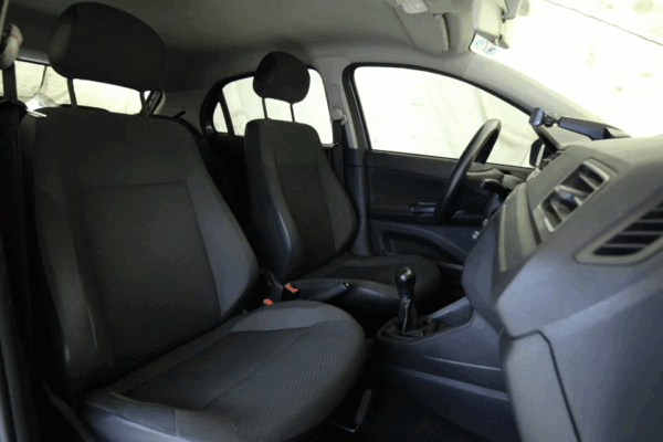 Volkswagen Gol 1.6 Trendline Mt 2019 - Image 8