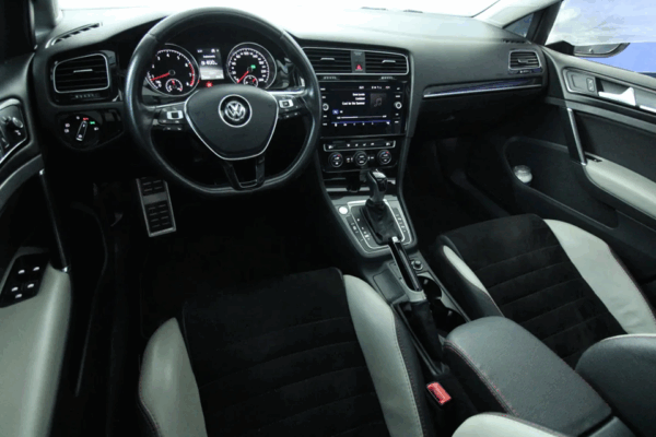 Volkswagen Golf 1.4 Highline Dsg At 2017 - Image 9